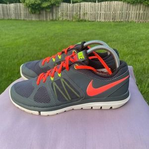 Nike Flex 2014 RUN Women's Grey Running Shoes  Sz 9.5  642767-012